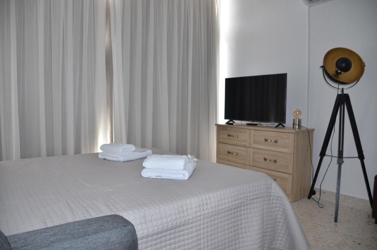 Almyria Apartments - By Imh Travel & Tours Paphos Exterior foto